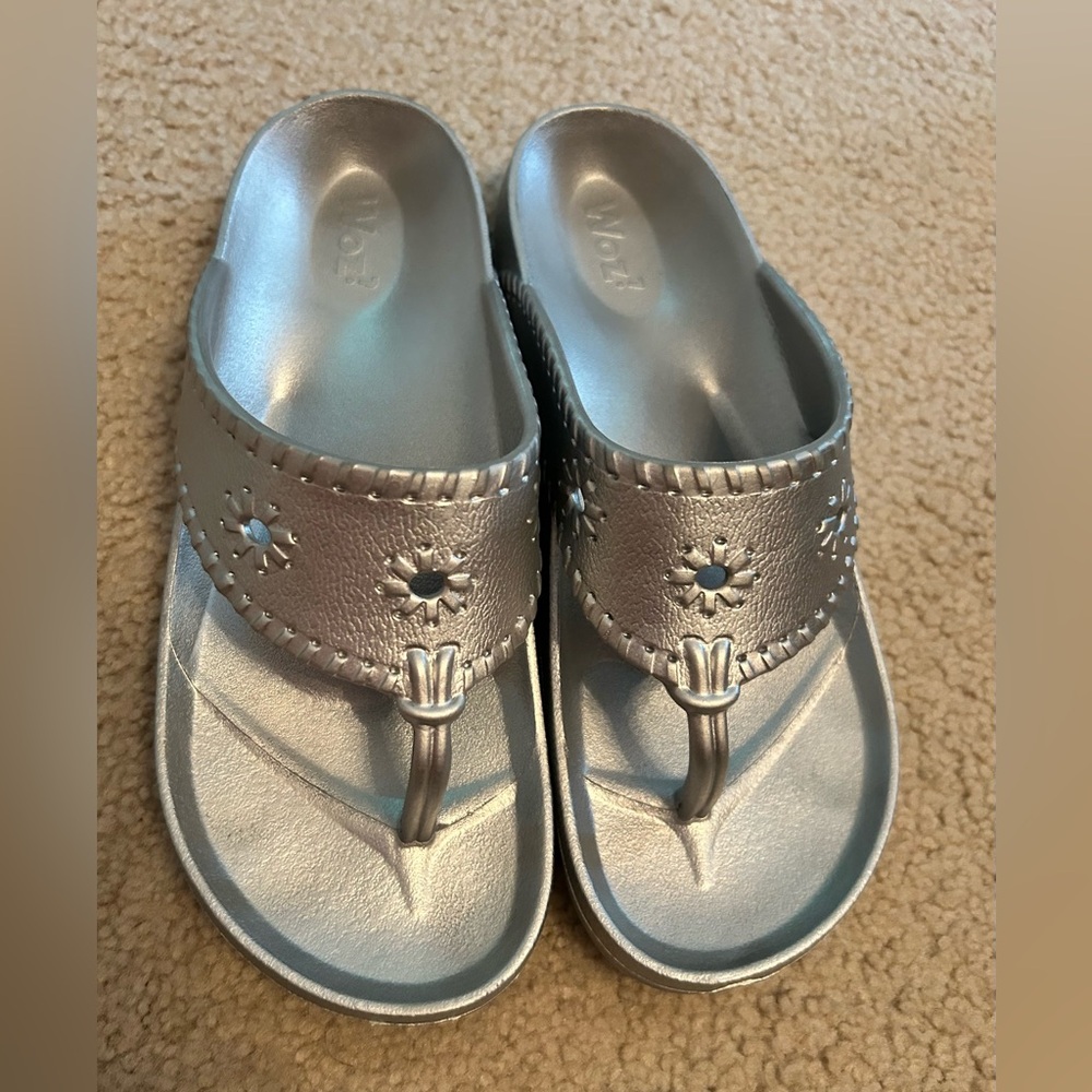 Silver Patterned Sole Sandals